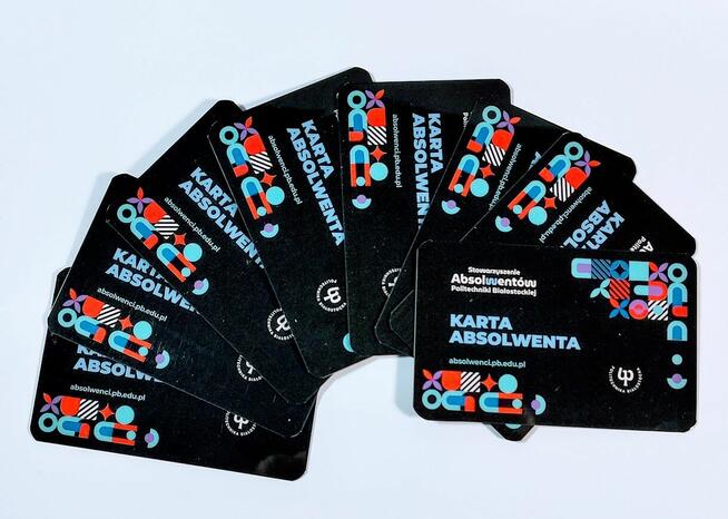 Druk kart plastikowych z personalizacją np. kodem kreskowym