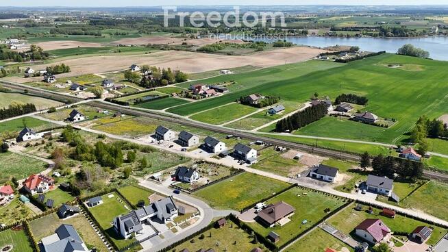 Dom z tarasem, garażem i działką – blisko Iławy!