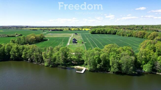 Działka nad jeziorem z warunkami zabudowy