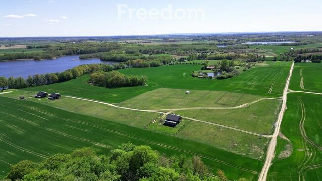 Działka nad jeziorem z warunkami zabudowy