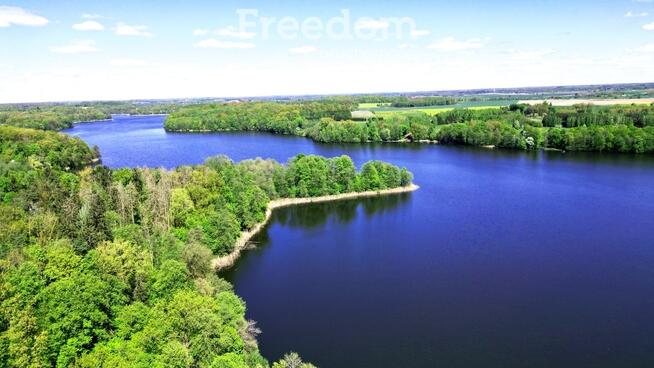 Działka z dostępem do jeziora z warunkami zabudowy