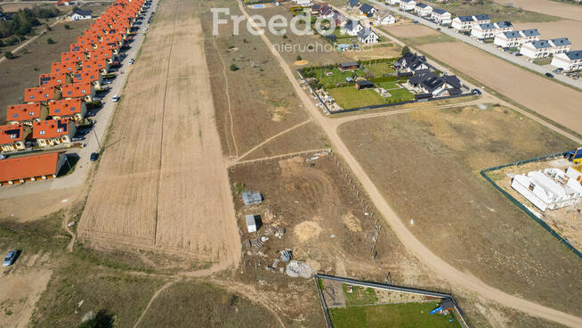 Działka budowlana - Skowarcz