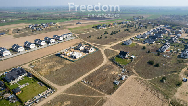 Działka budowlana - Skowarcz