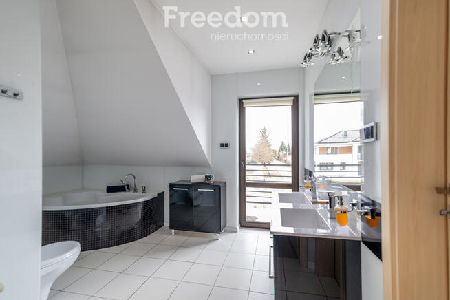 Dom dla rodziny w spokojnej dzielnicy