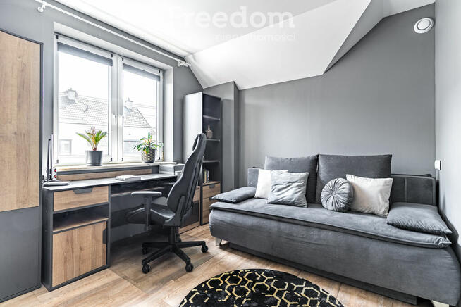 Dom z garażem w bryle budynku, 5 pokoi!