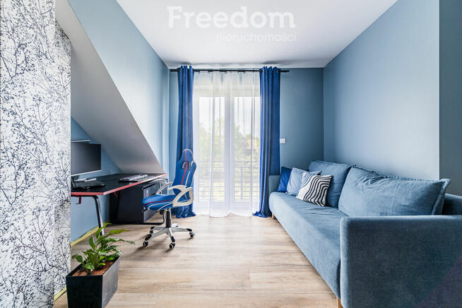 Dom z garażem w bryle budynku, 5 pokoi!