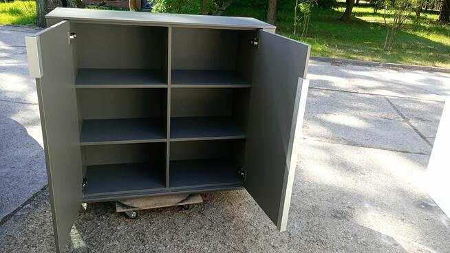 Komoda szafa szara 125x114cm komody szafy szafki biurowe