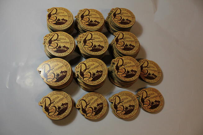 Druk magnesów na lodówkę. Wizytówki magnetyczne