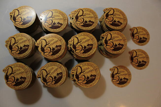 Druk magnesów na lodówkę. Wizytówki magnetyczne