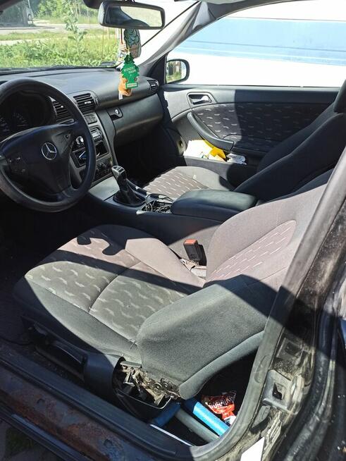 Syndyk sprzedaje Udział w samochodzie osobowym