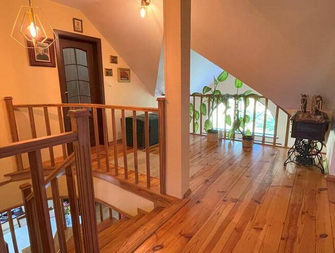 Posiadłość ponad 4 ha z domem, lasem i zbiornikiem wodnym