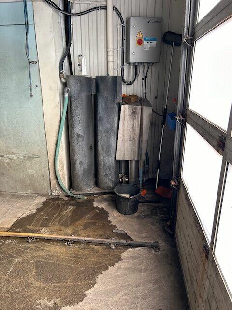 Syndyk sprzedaje myjnię automatyczną po Serwis Haller