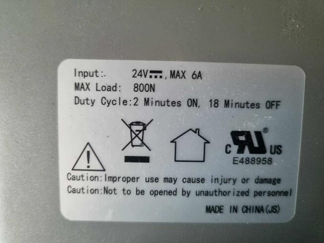 Stelaż biurkowy z elektryczną regulacją wysokości