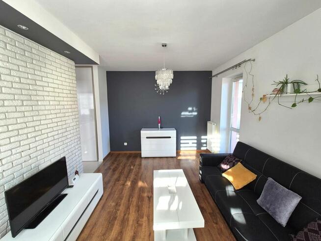 Przytulne 2 pokoje, Leska, 45,1m2, osobna kuchnia, zadbane