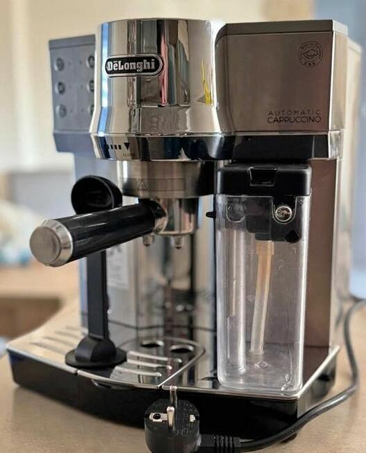 Ekspres do kawy DeLonghi Kolanowy EC850M