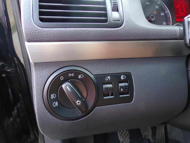 VOLKSWAGEN TOURAN 1.4 140 KM SKÓRA ALU HAK Z NIEMIEC