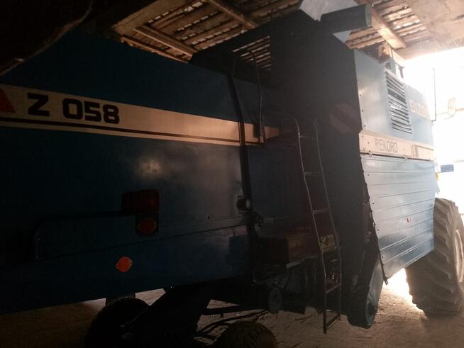 Sprzedam kombajn Bizon Rekord