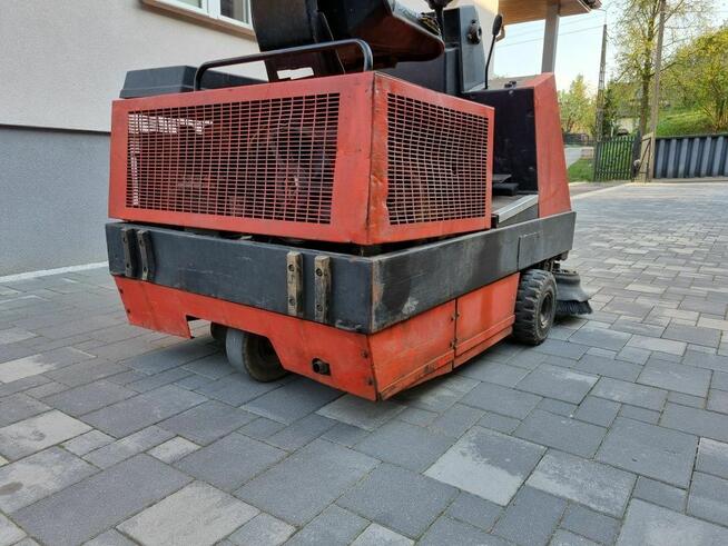 Zamiatarka Hako-Jonas 1100