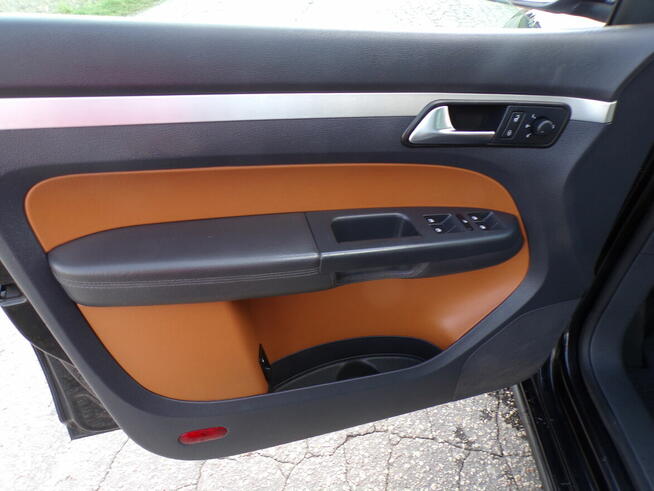 VOLKSWAGEN TOURAN 1.4 140 KM SKÓRA ALU HAK Z NIEMIEC