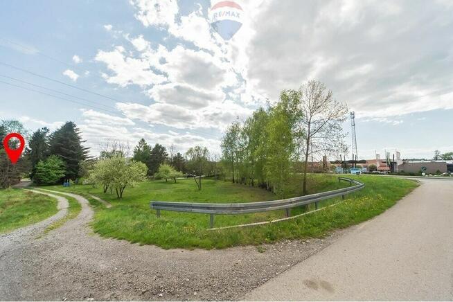 BLACK WEEKS - Inwestycja przy głównej drodze