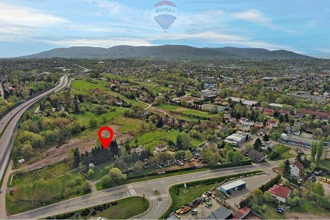 BLACK WEEKS - Inwestycja przy głównej drodze