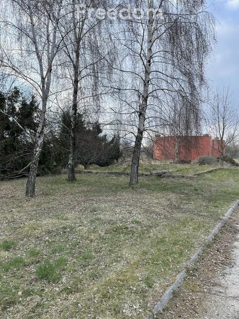 Budynek w Sędziszowie z dużą działką