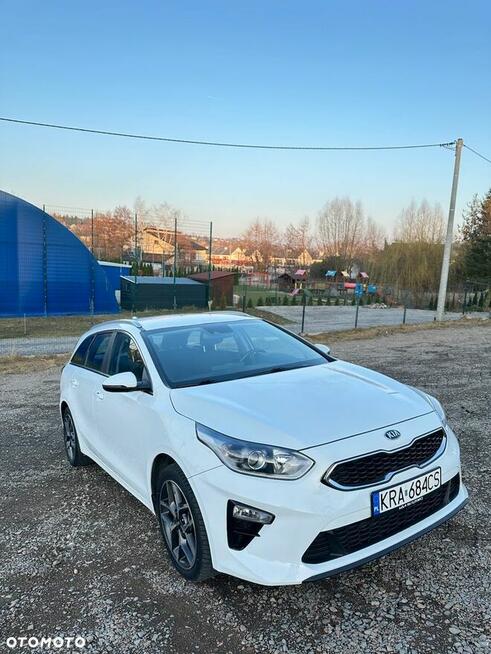 Kia Ceed 1.6 CRDi (48V Mild-Hybrid) DCT7 Spirit