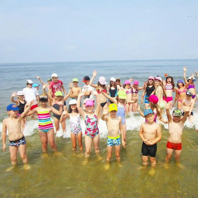 KOLONIE DLA MALUSZKÓW I MŁODSZYCH DZIECI - 2025 ŁAZY