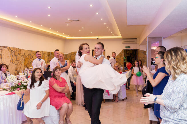 Profesjonalny fotograf na Wesele - Tanio od 2500zł