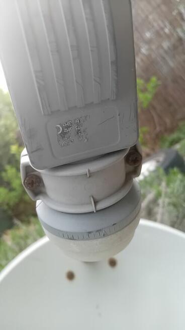 Antena satelitarna tv z podstawką