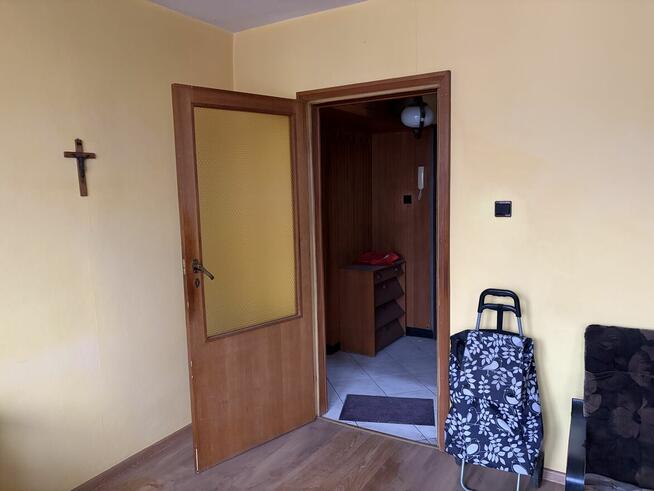 Sprzedam spółdzielcze własnościowe prawo do lokalu bez kw