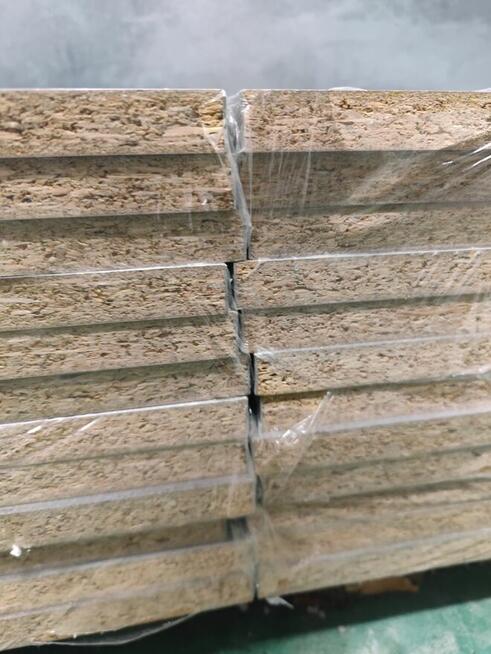 Półki sklepowe ABM z płyty oklejone