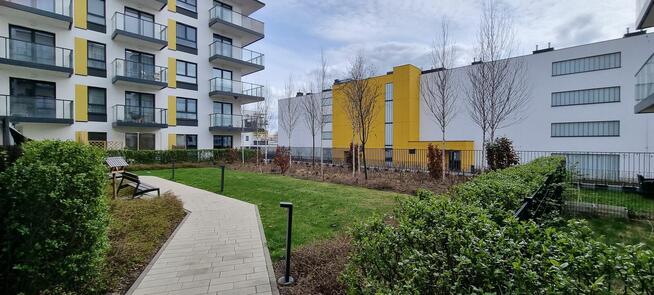 Białołęka-Żerań, 2 pokoje z garażem do wynajęcia bez prowizj