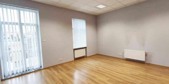 Ostatnie dwa lokale usługowe/biurowe w centrum Sobieskiego