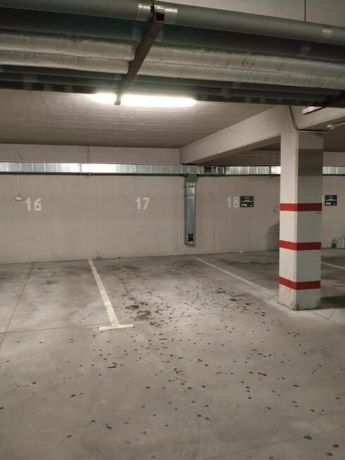 Radzikowskiego Kraków, Miejsce Postojowe, Garaż, Prądnik