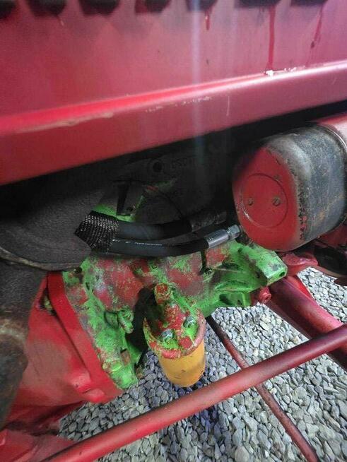 MC Cormick Farmall D-324 – po remoncie silnik 1956r. mocny