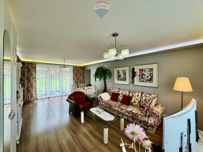 Duży dom na działce 1991 m² możliwość 3 mieszkań