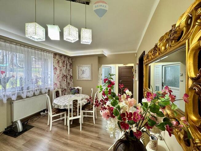 Duży dom na działce 1991 m² możliwość 3 mieszkań