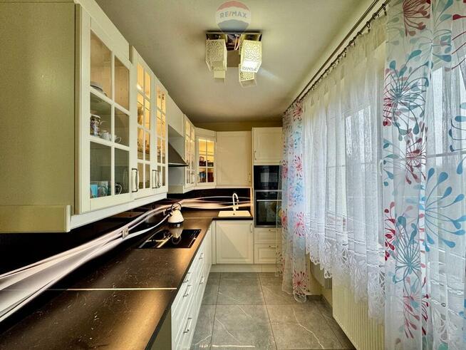 Duży dom na działce 1991 m² możliwość 3 mieszkań