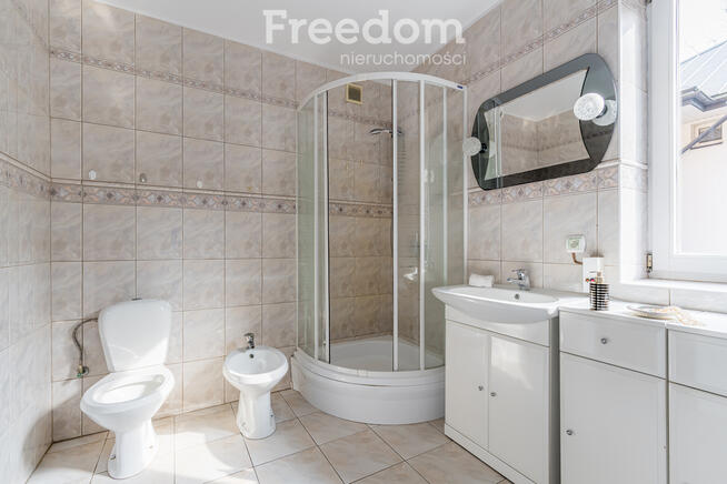 Ciche 3-pokoje z dużym garażem blisko lasu