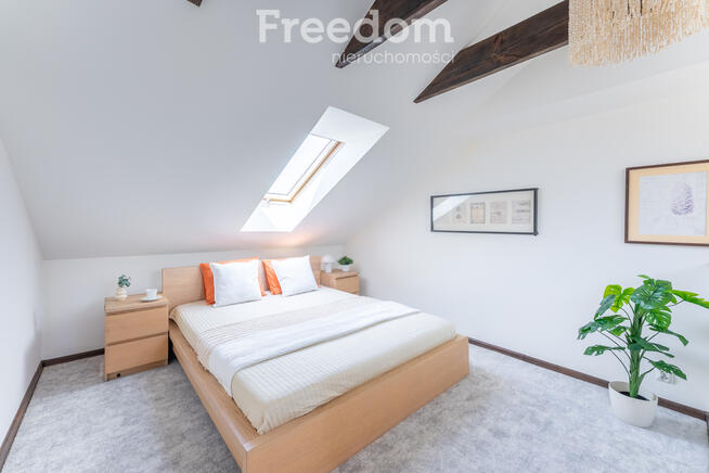 Dwupoziomowe mieszkanie z balkonem – Góra Kalwaria