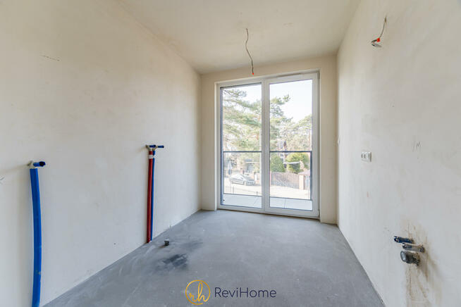 Mieszkanie Józefów, Owalna