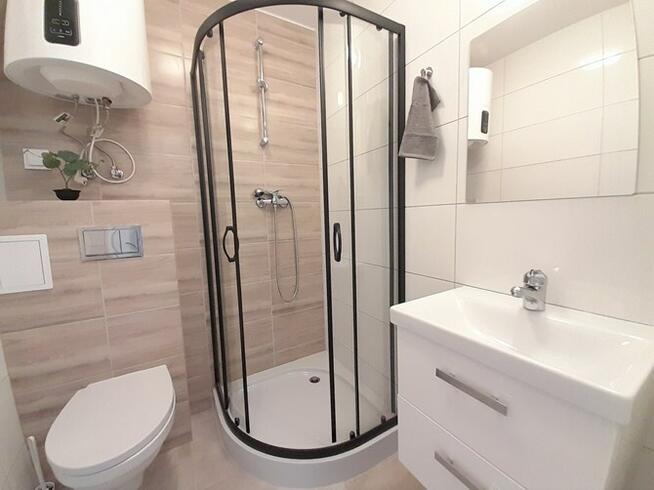 Tomasza 5, Brynów, jasne studio, pet friendly
