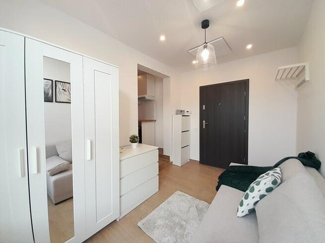 Wynajmę funkcjonalną kawalerkę, Modrzejowska 89