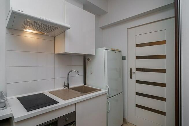 Jasne, funkcjonalne studio, Żeromskiego 3