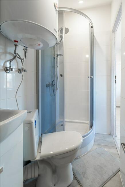 Funkcjonalna, jasna kawalerka, Parkowa 15