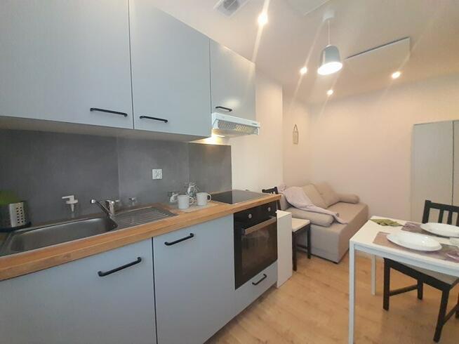 Wynajmę funkcjonalną kawalerkę, Modrzejowska 89