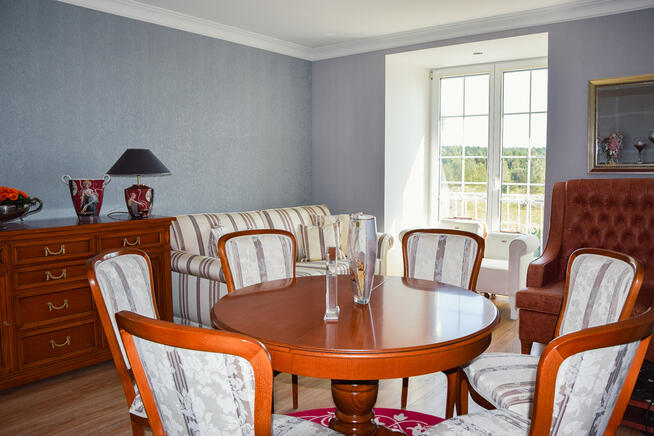 Luksusowa Posiadłość/Jezioro Głąbokie