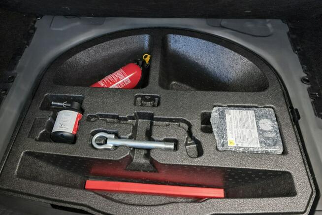 Toyota Corolla 22r Salon Polska 1wł z Pakietem TECH Zimowy Serwis Aso