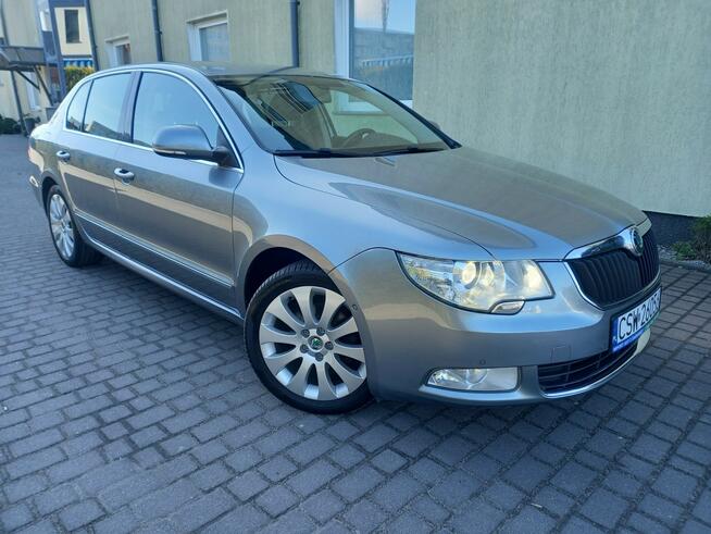 Škoda Superb Tdi Sedan Bi-Xenony Skóry 4xGrzane Fotele Navi Park Assist 2Kompl. Kół